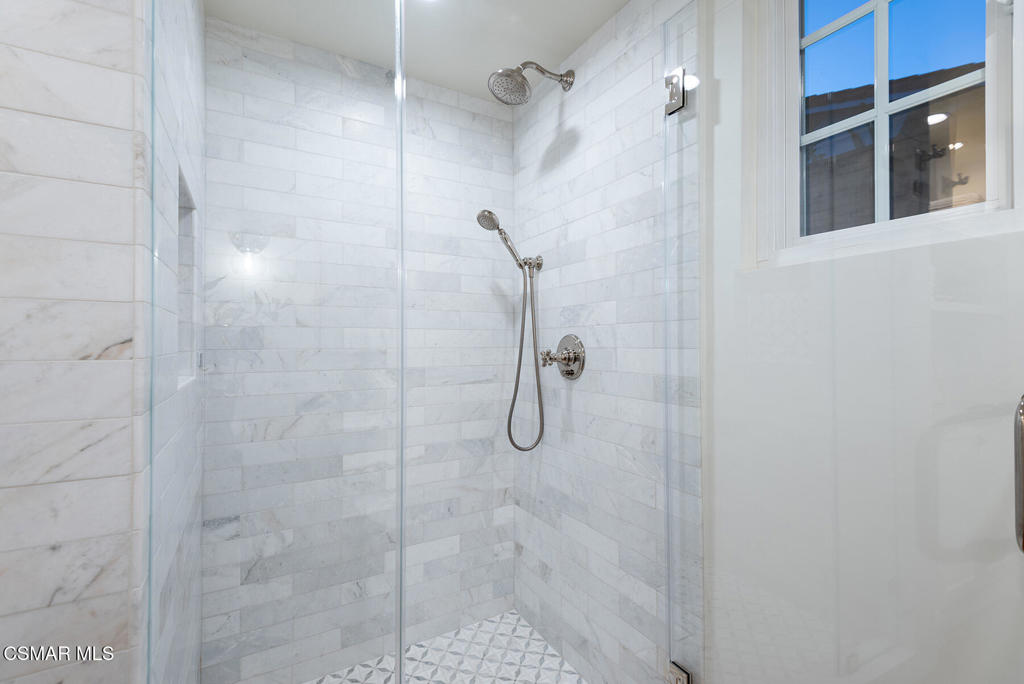 1944 Stonesgate Street