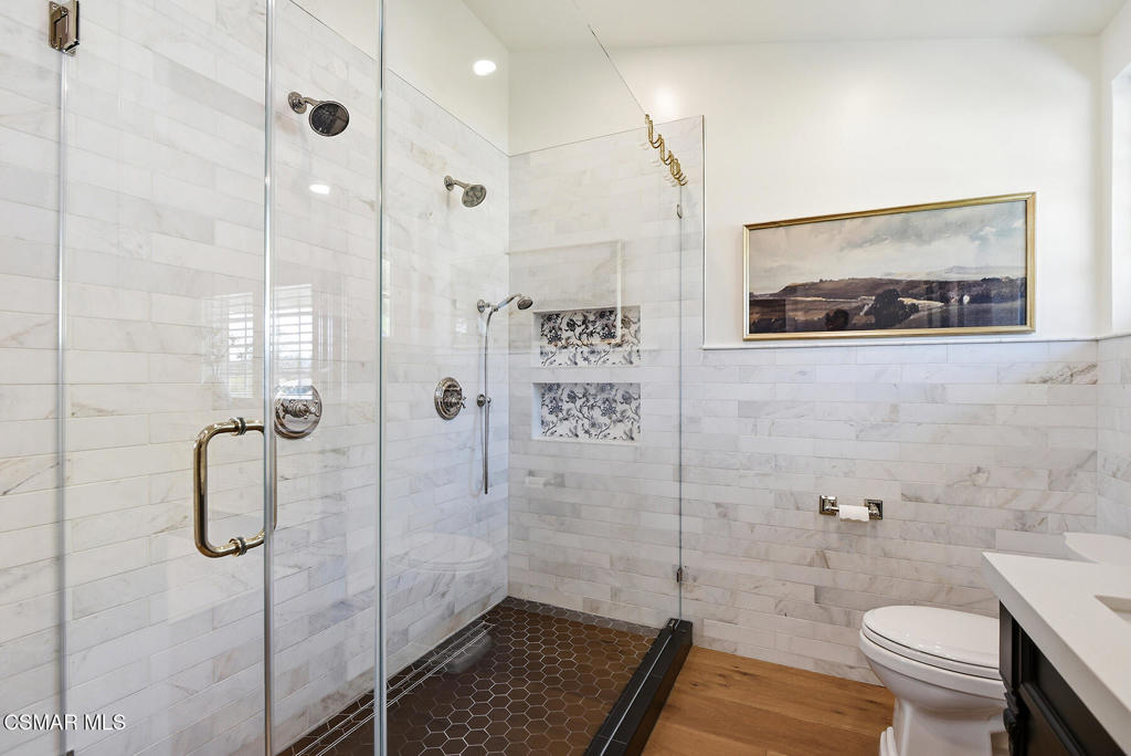 1944 Stonesgate Street