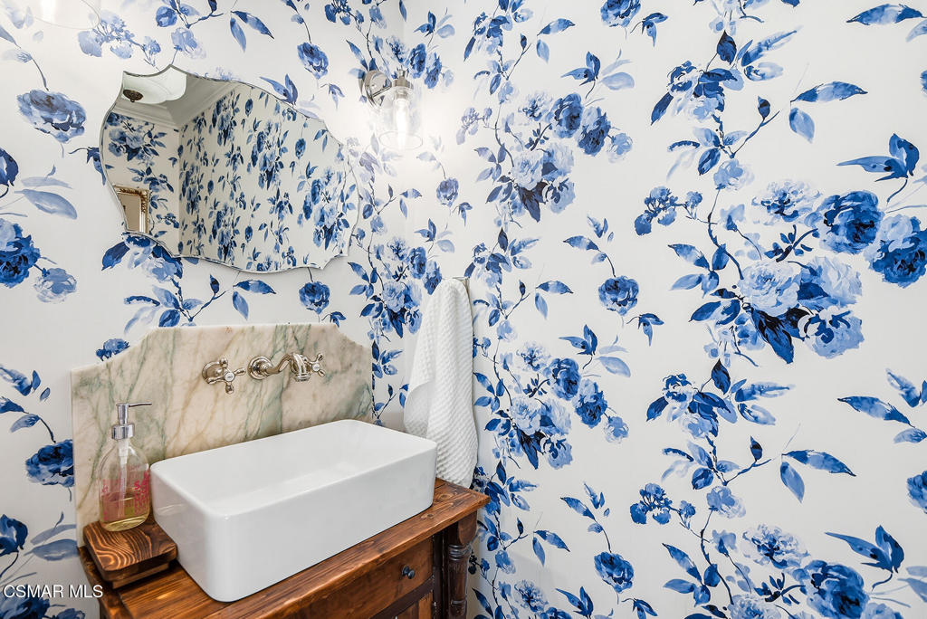 1944 Stonesgate Street