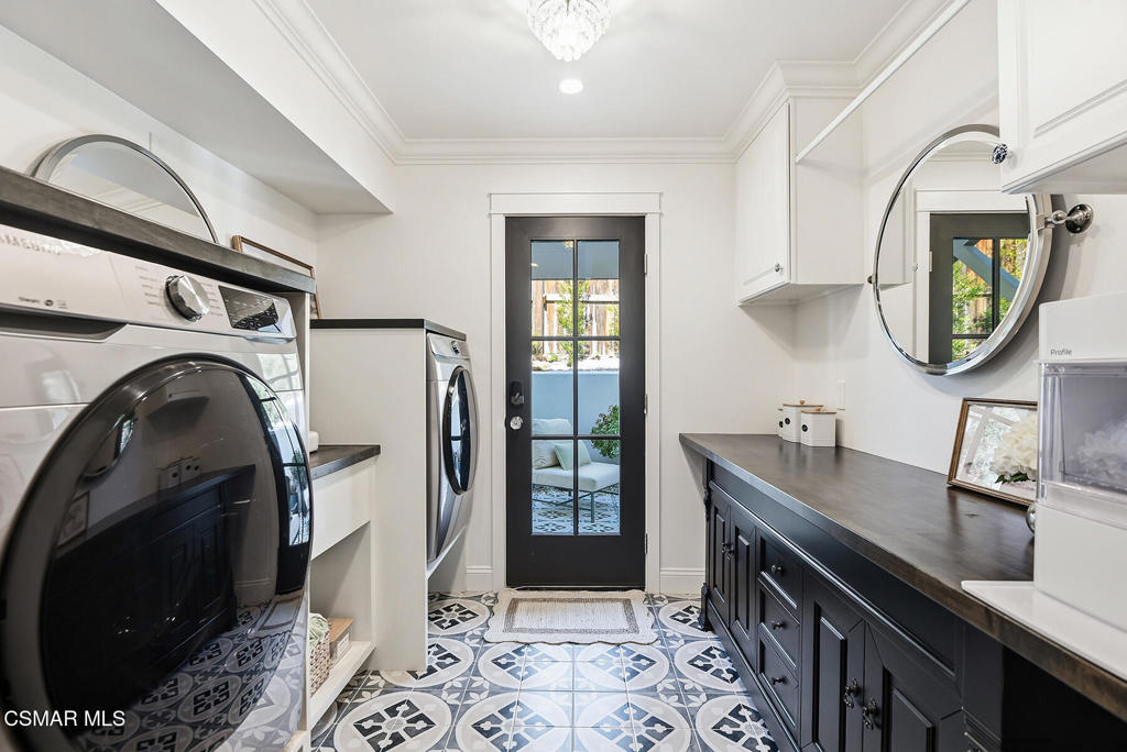 1944 Stonesgate Street