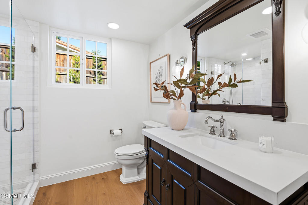 1944 Stonesgate Street