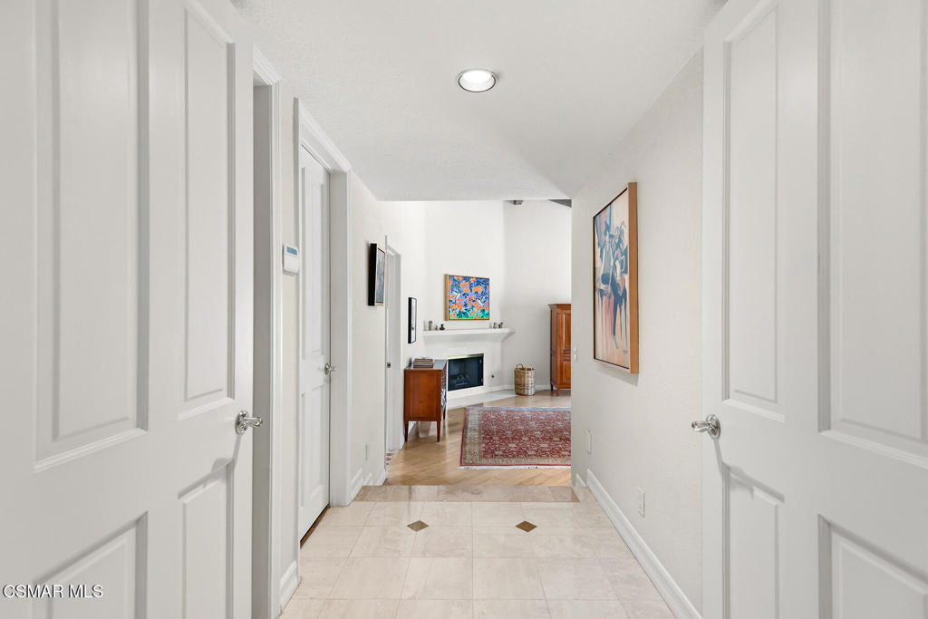 4011 Cresthaven Drive