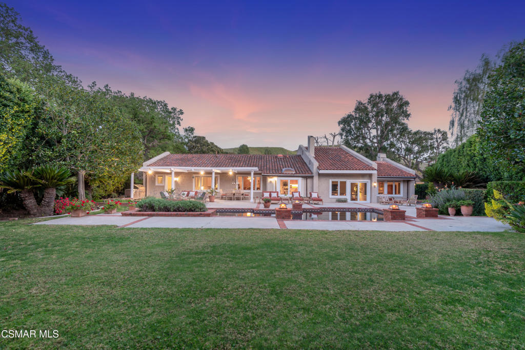 4011 Cresthaven Drive