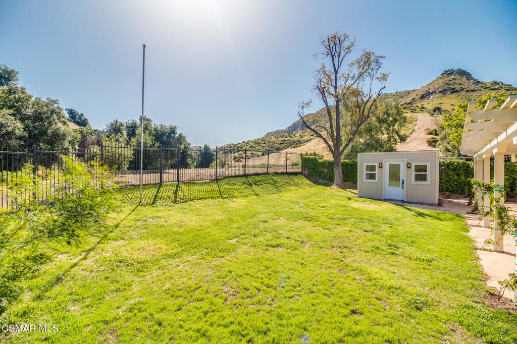 6823 Castle Peak Drive