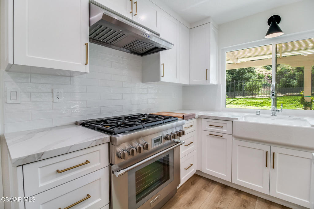 6823 Castle Peak Drive