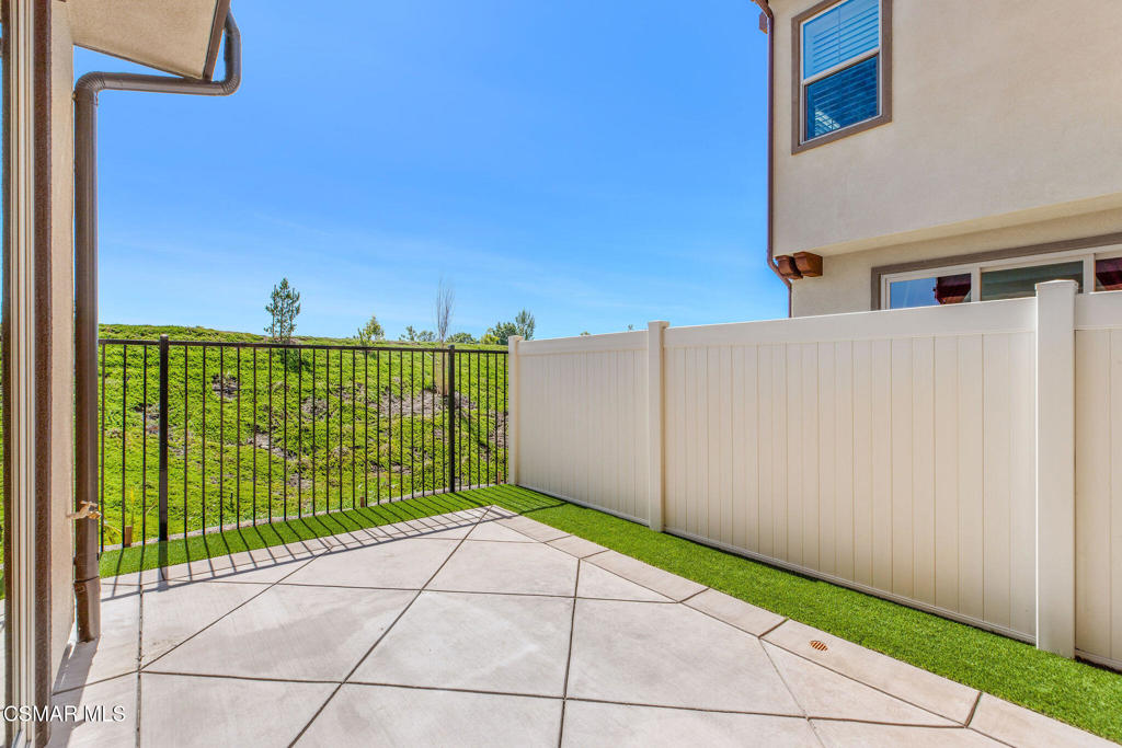 716 Edward Scholle Drive