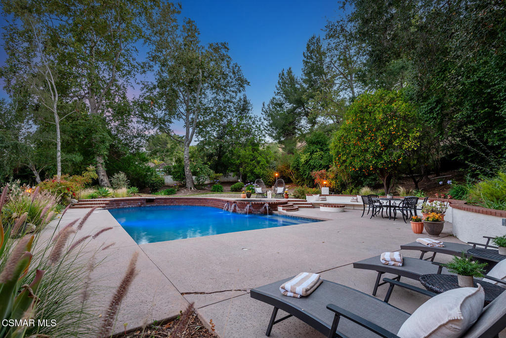 1201 Ridgecrest Place