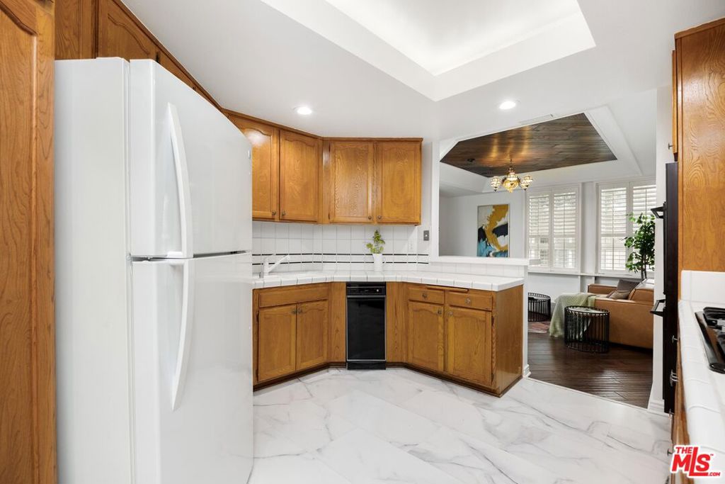 5333 Zelzah Avenue 139