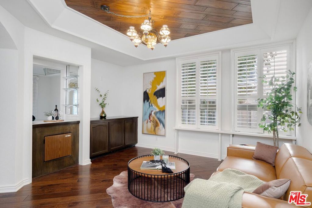 5333 Zelzah Avenue 139