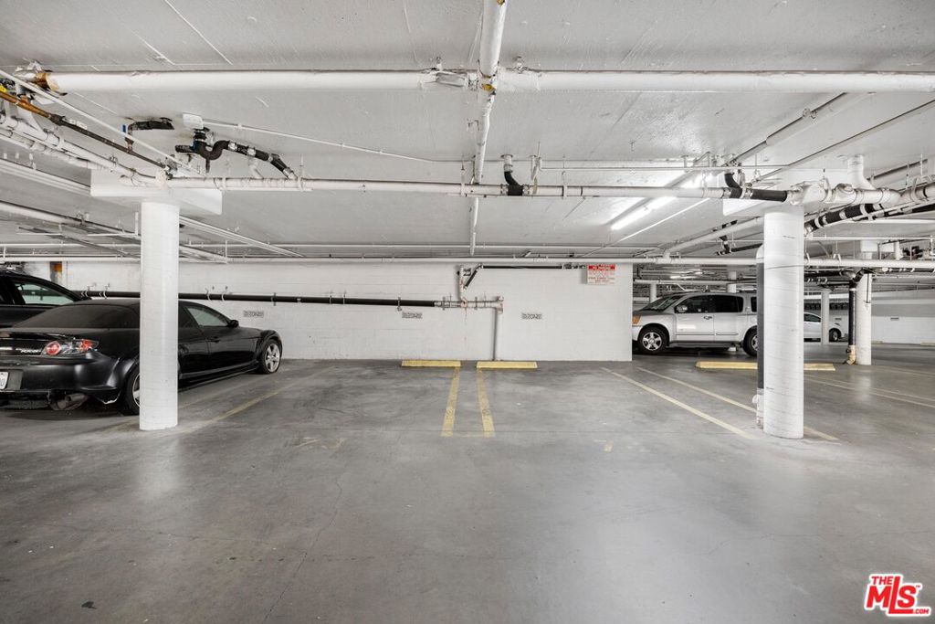 5333 Zelzah Avenue 139