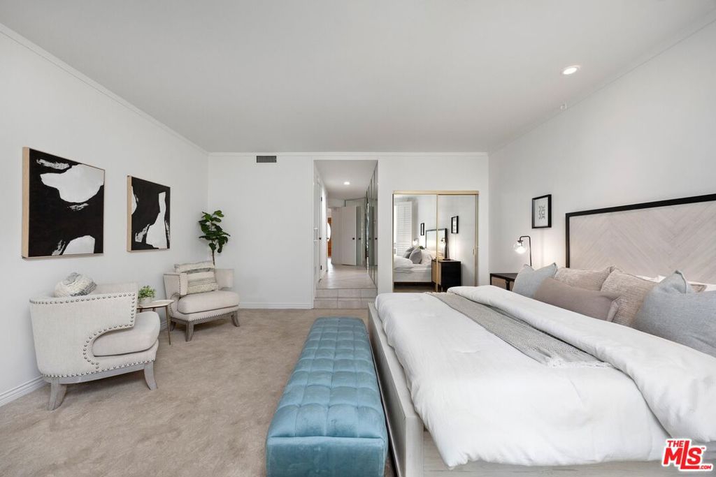 5333 Zelzah Avenue 139