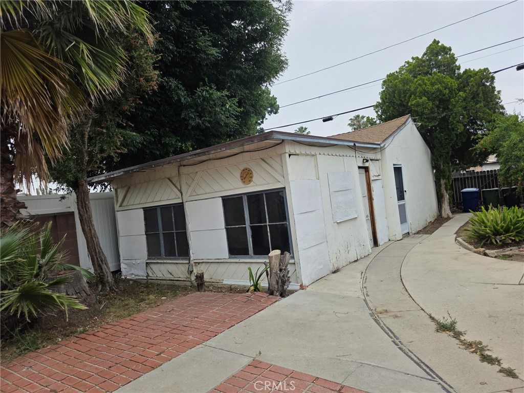 7700 Lasaine Avenue