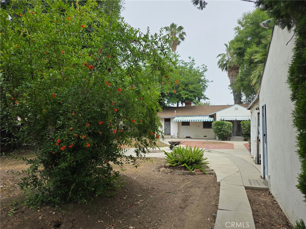 7700 Lasaine Avenue