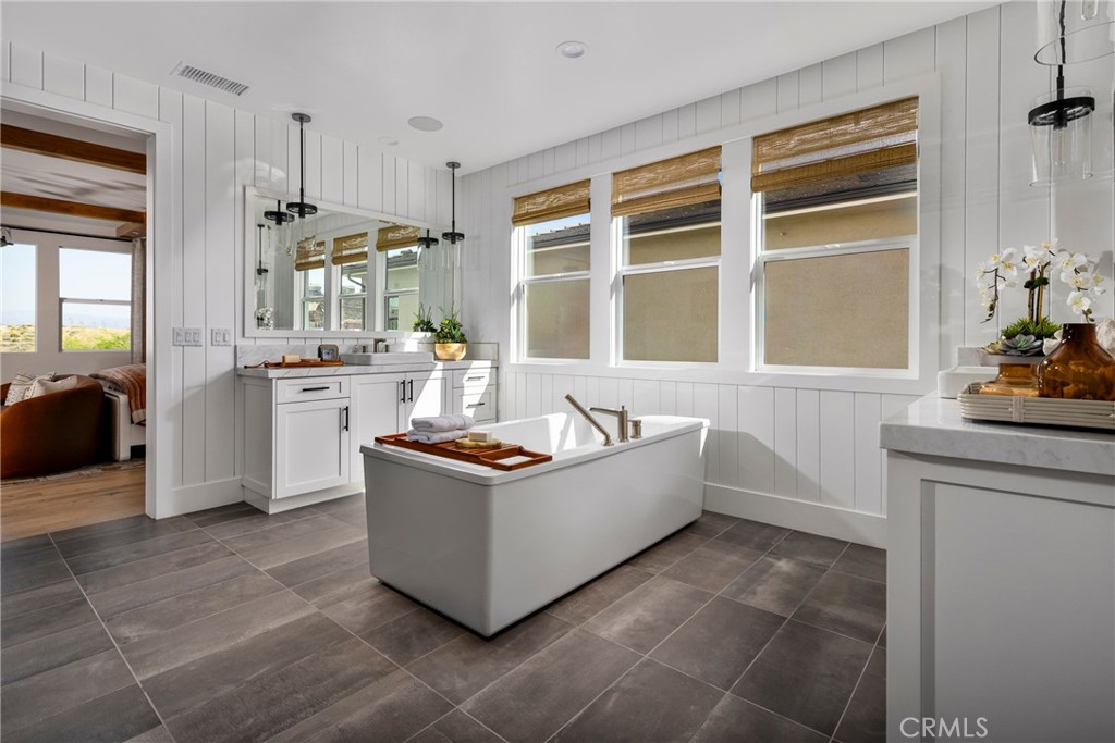 29900 N Camino Los Robles