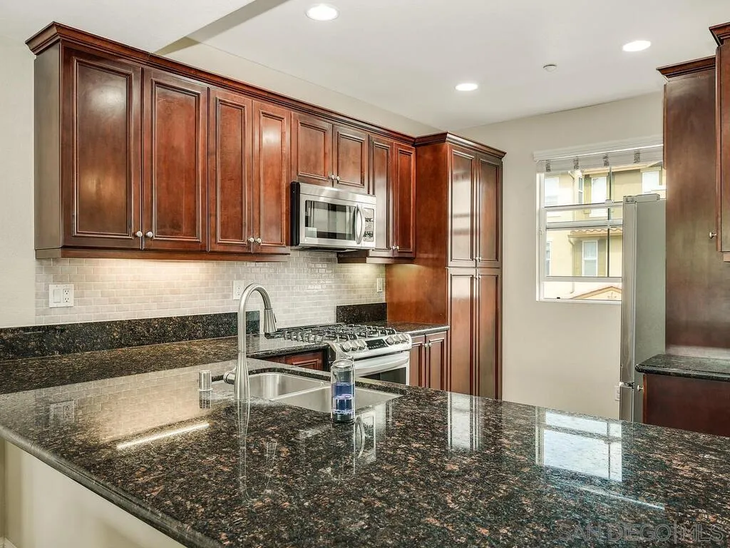8796 Aspenglow Pl Unit 3