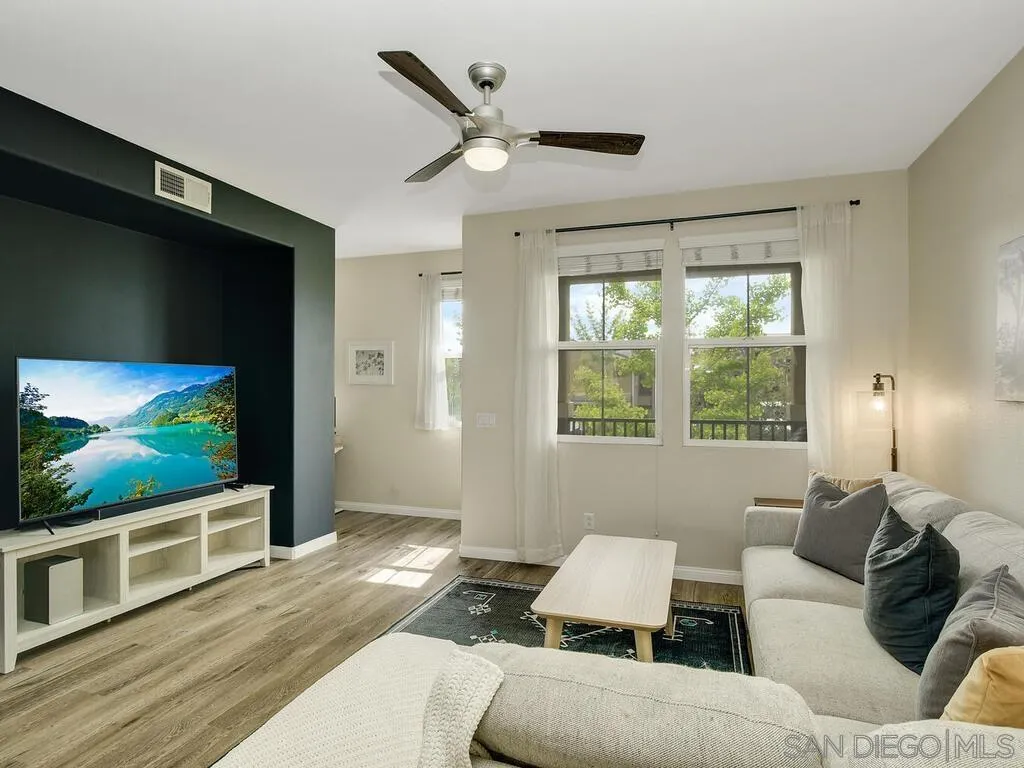 8796 Aspenglow Pl Unit 3