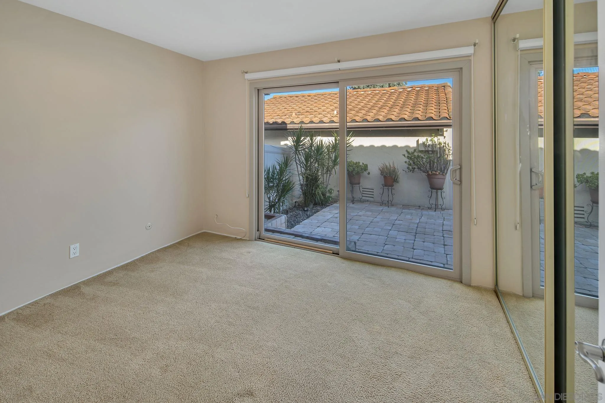 1809 Pleasantdale Dr