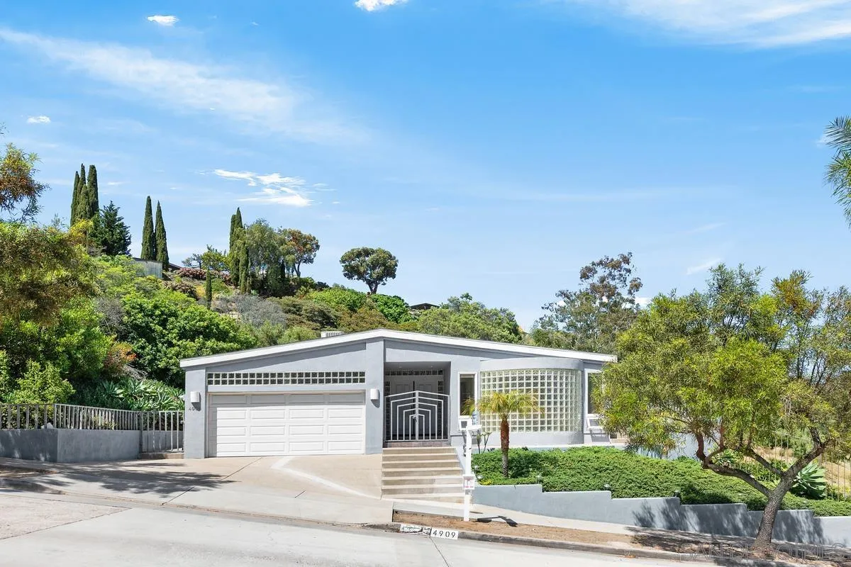 4909 Pacifica Dr