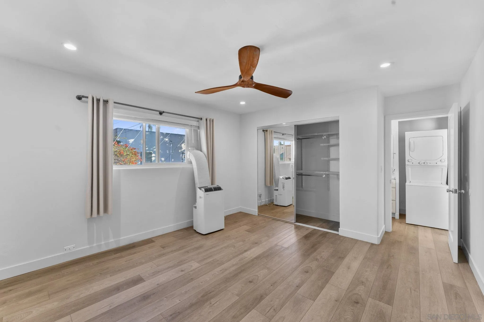 4673 Terrace Dr Unit Unit B