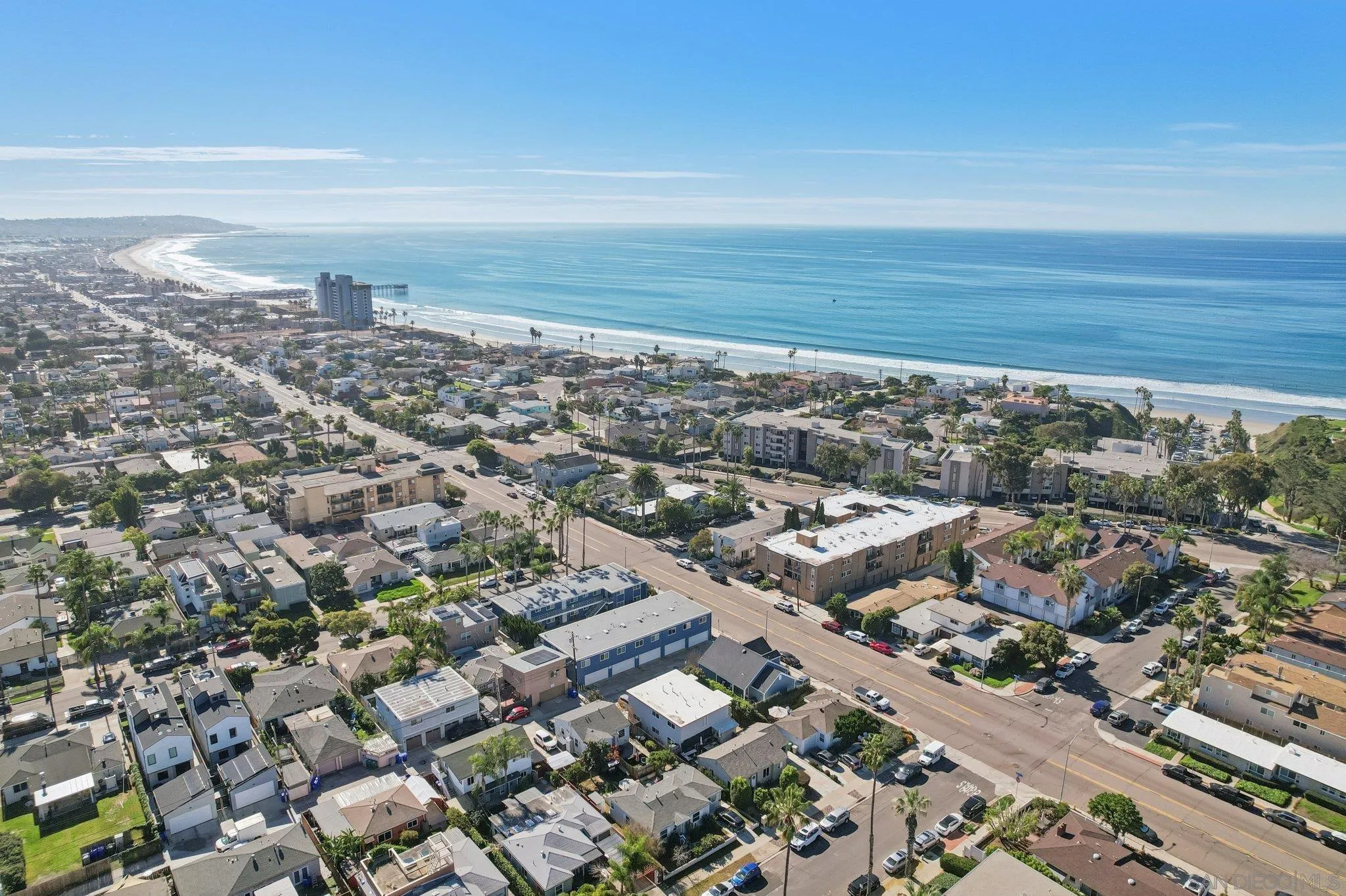 819-21 Tourmaline St