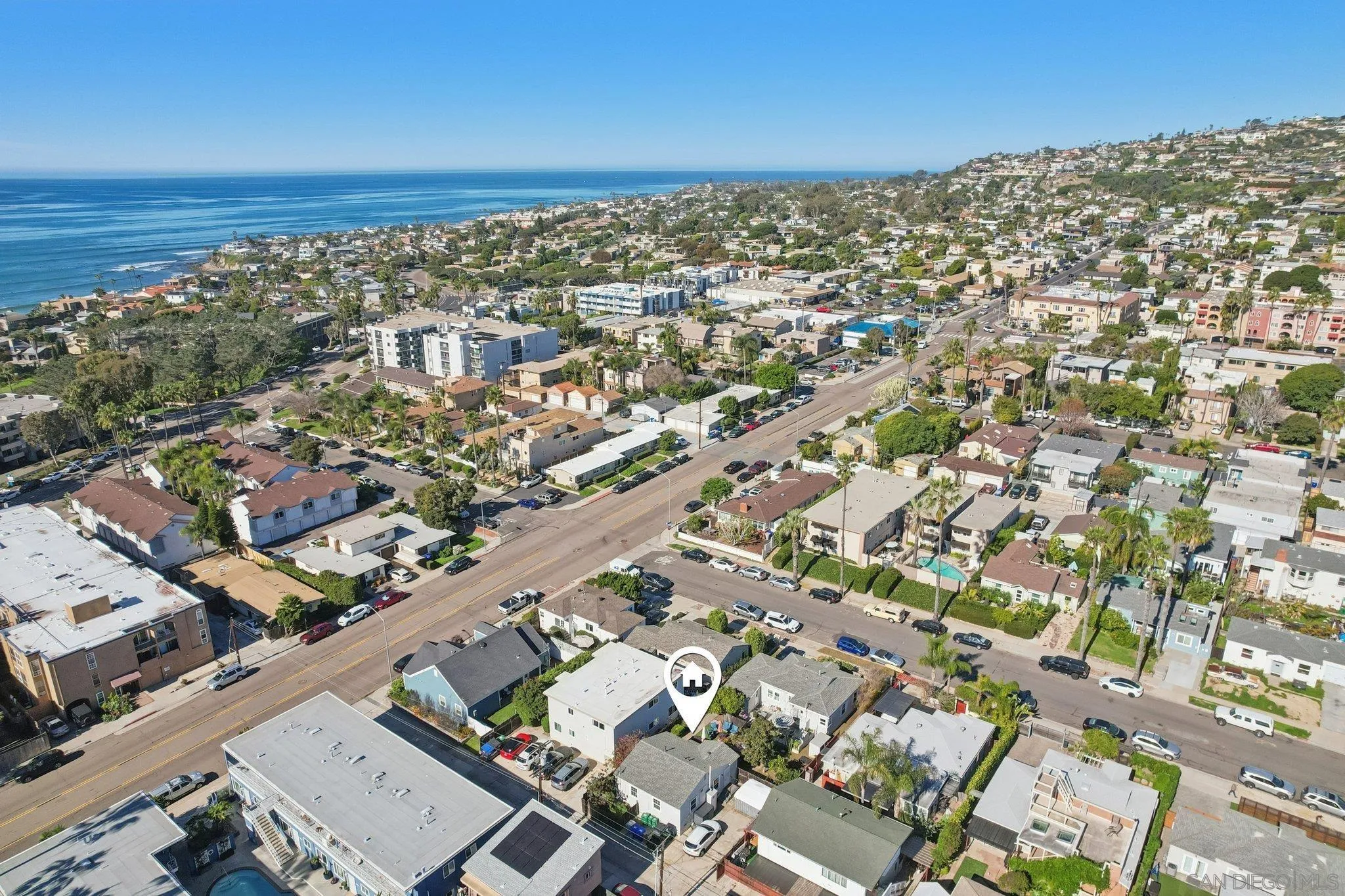 819-21 Tourmaline St