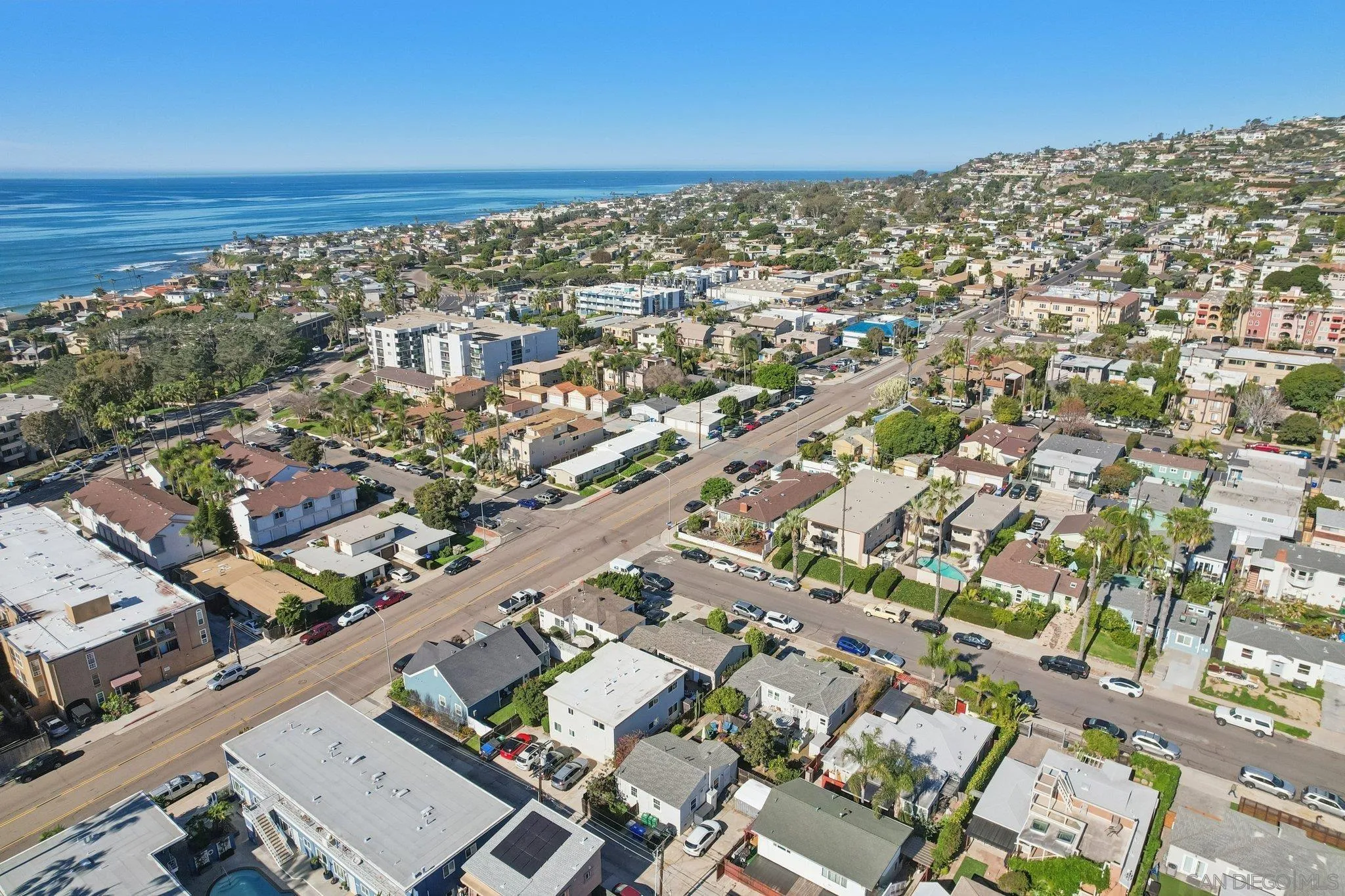 819-21 Tourmaline St