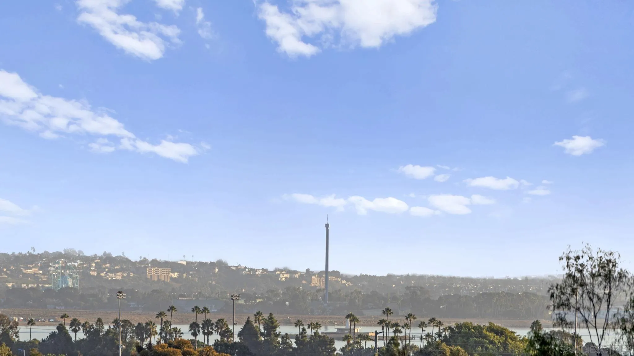 4909 Pacifica