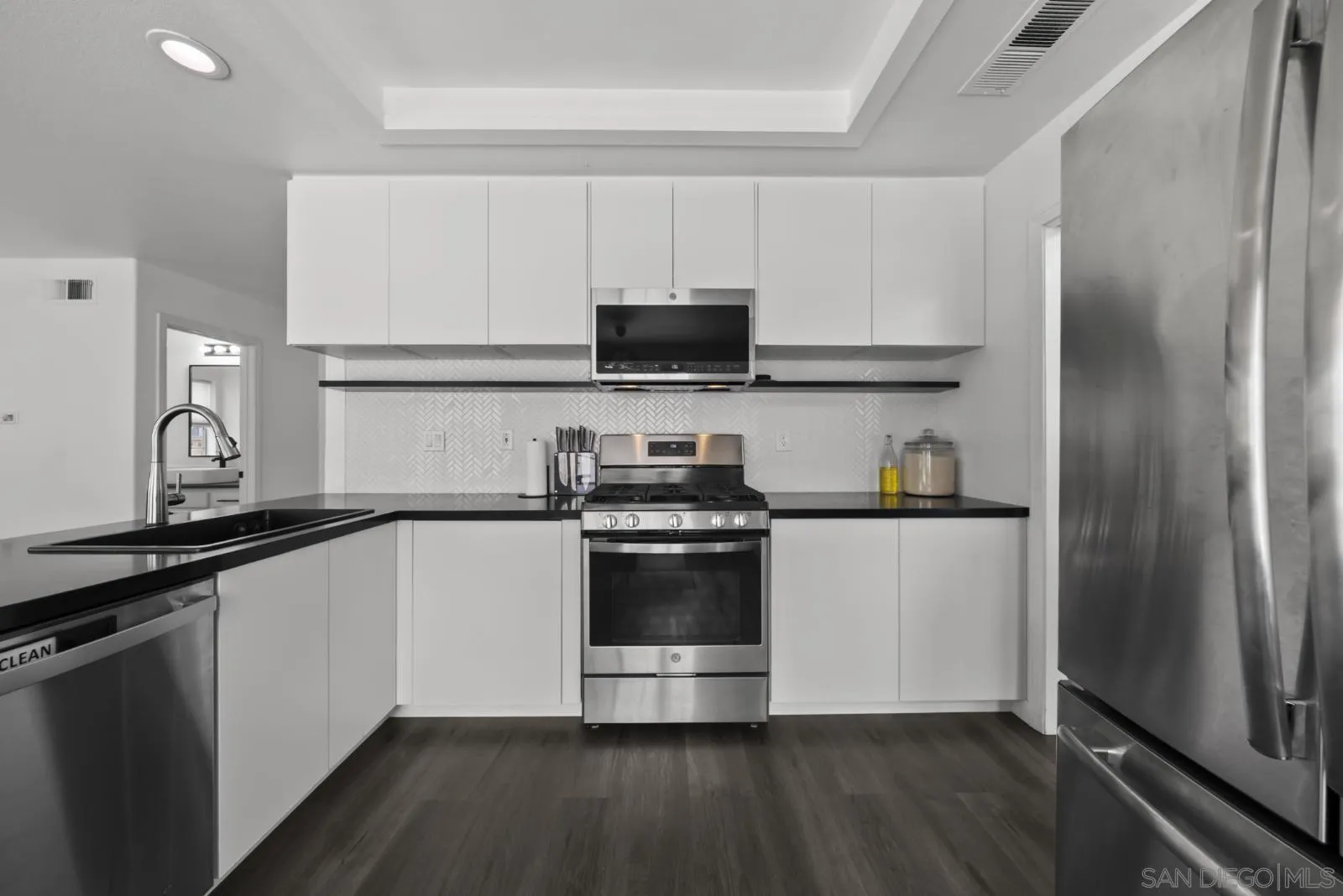 702 Sundance Ct