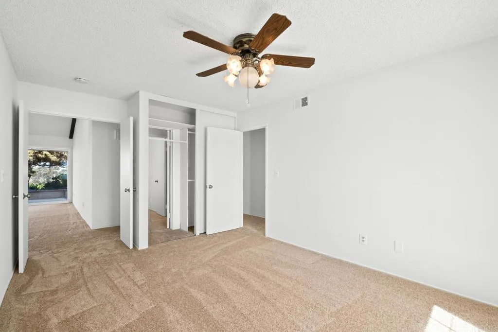 664 Mariposa Circle