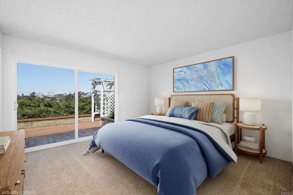 664 Mariposa Circle