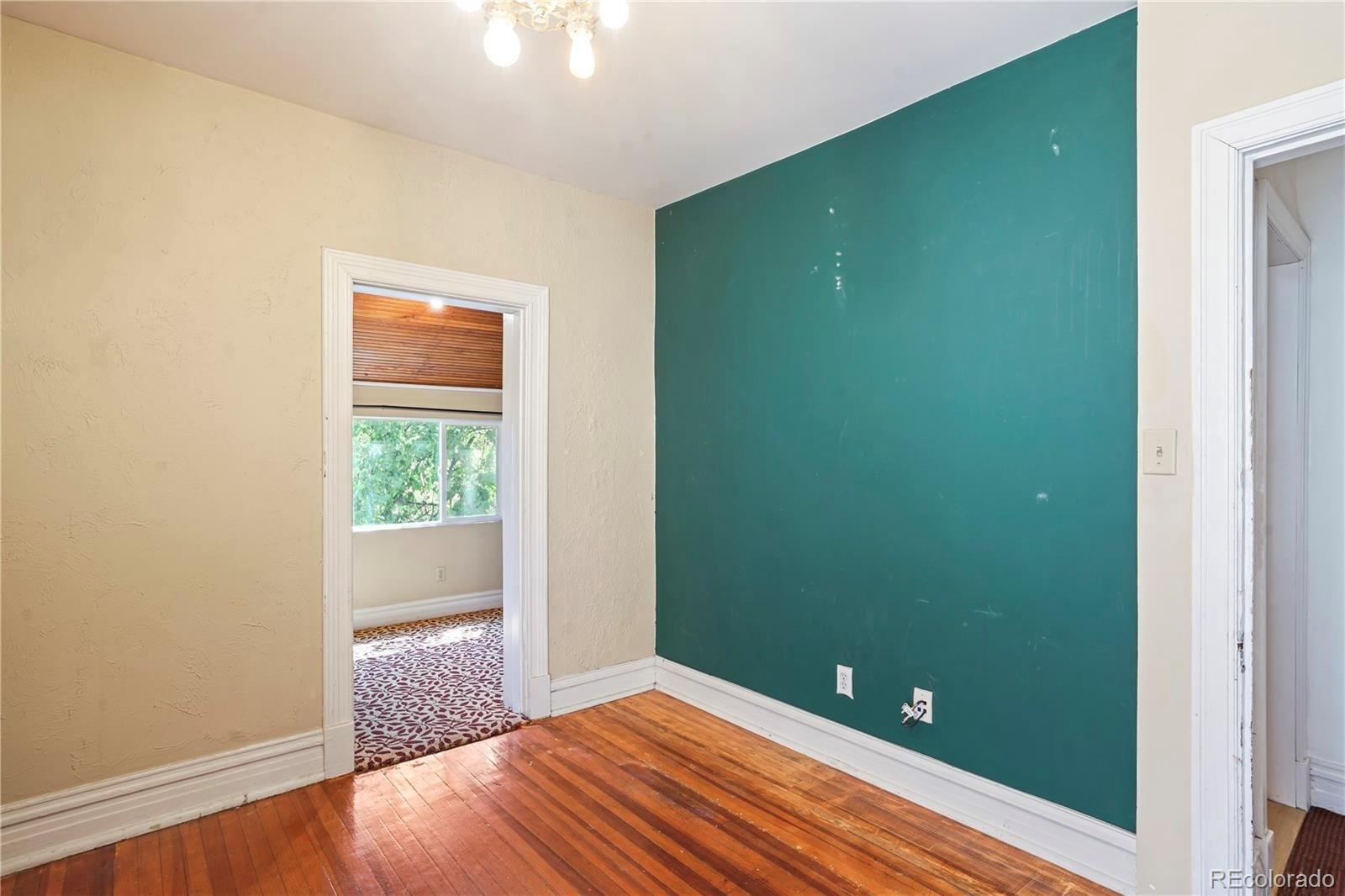 840 N Emerson Street Unit: 1