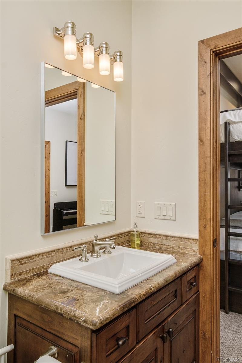 2417 Garmisch Drive Unit: B