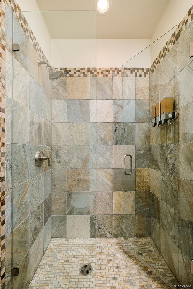 2417 Garmisch Drive Unit: B