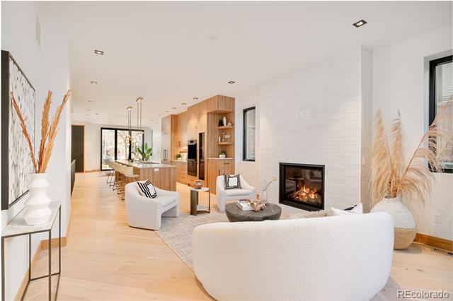 334 Steele Street