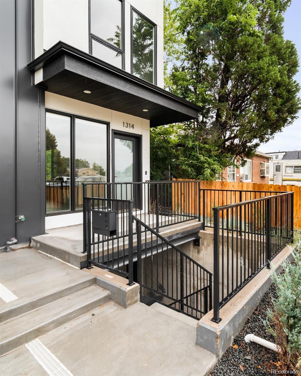 1314 Yates Street