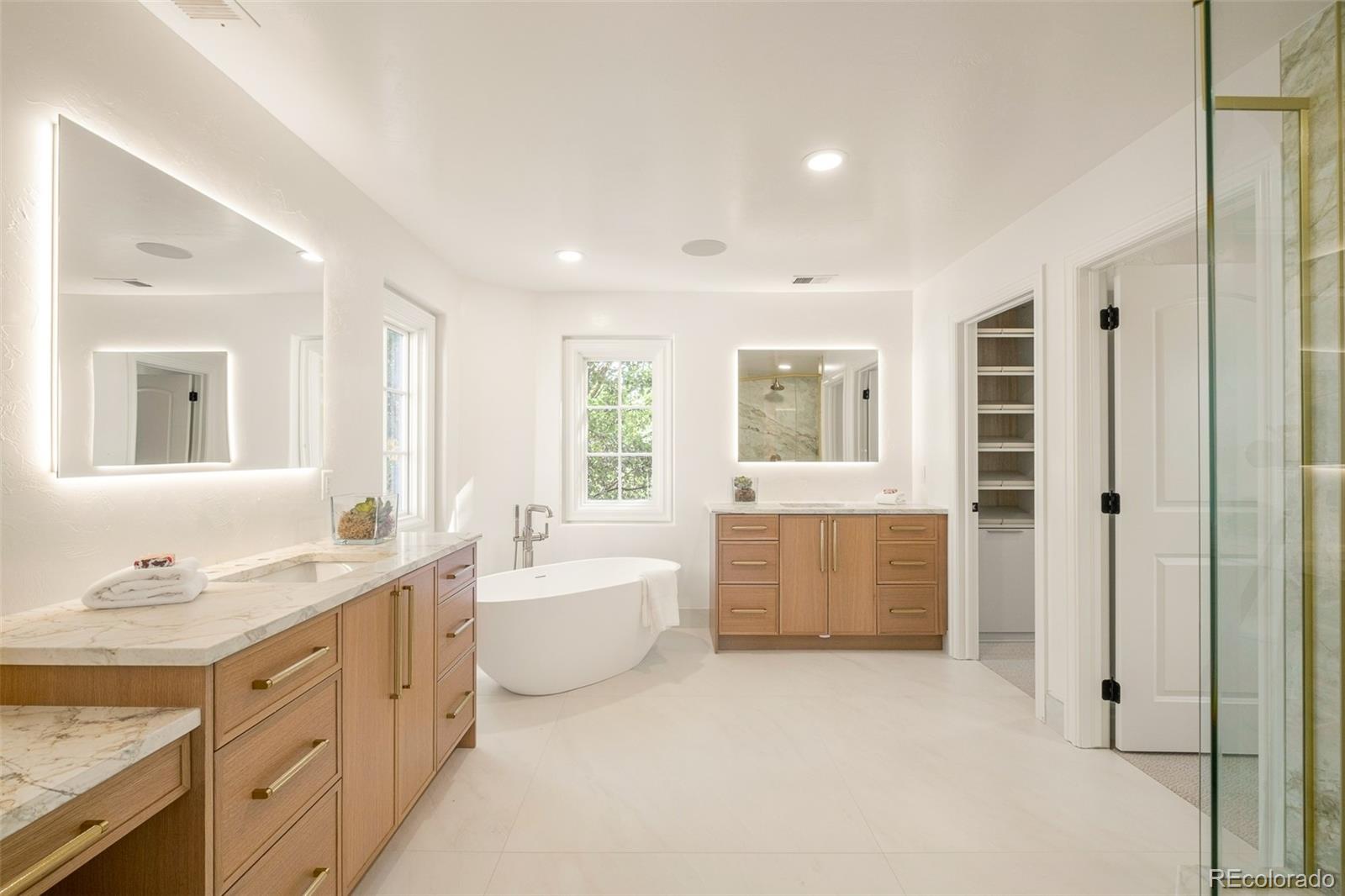 15 Foxtail Circle