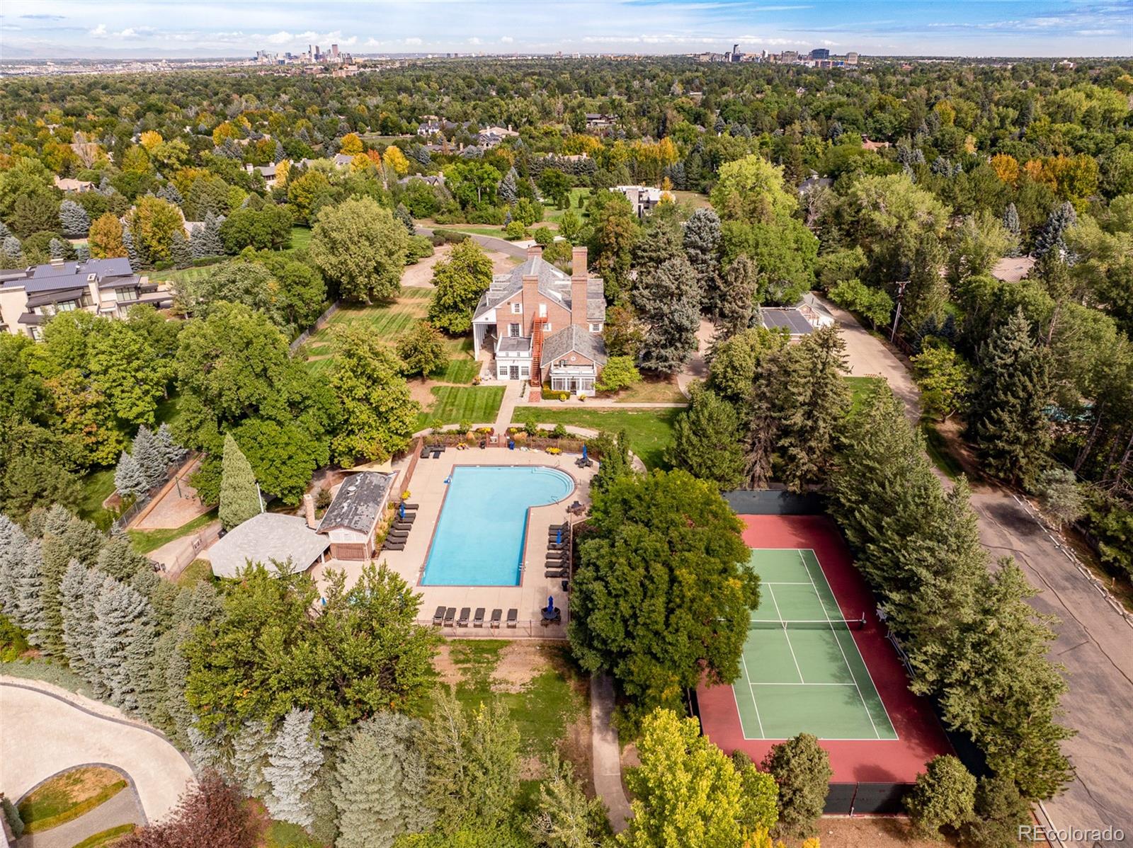 15 Foxtail Circle