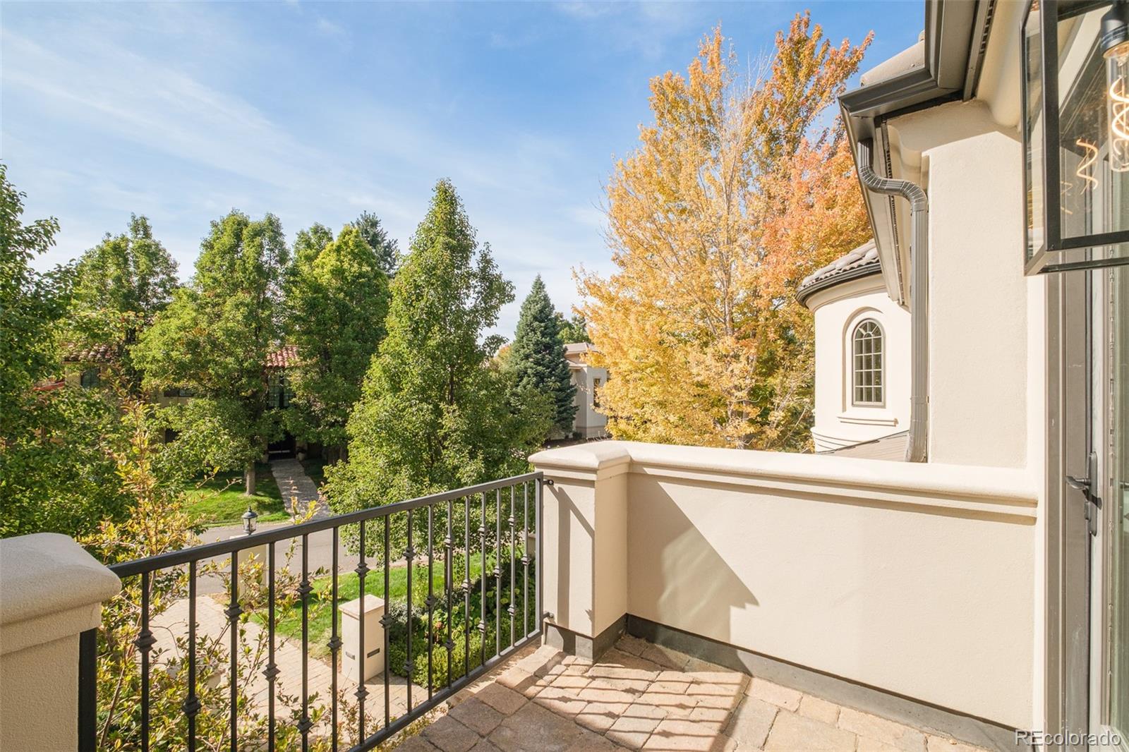15 Foxtail Circle