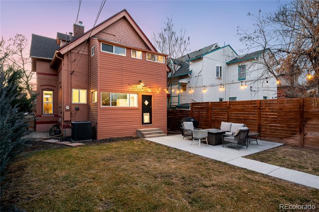 2844 N Humboldt Street