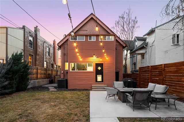 2844 N Humboldt Street