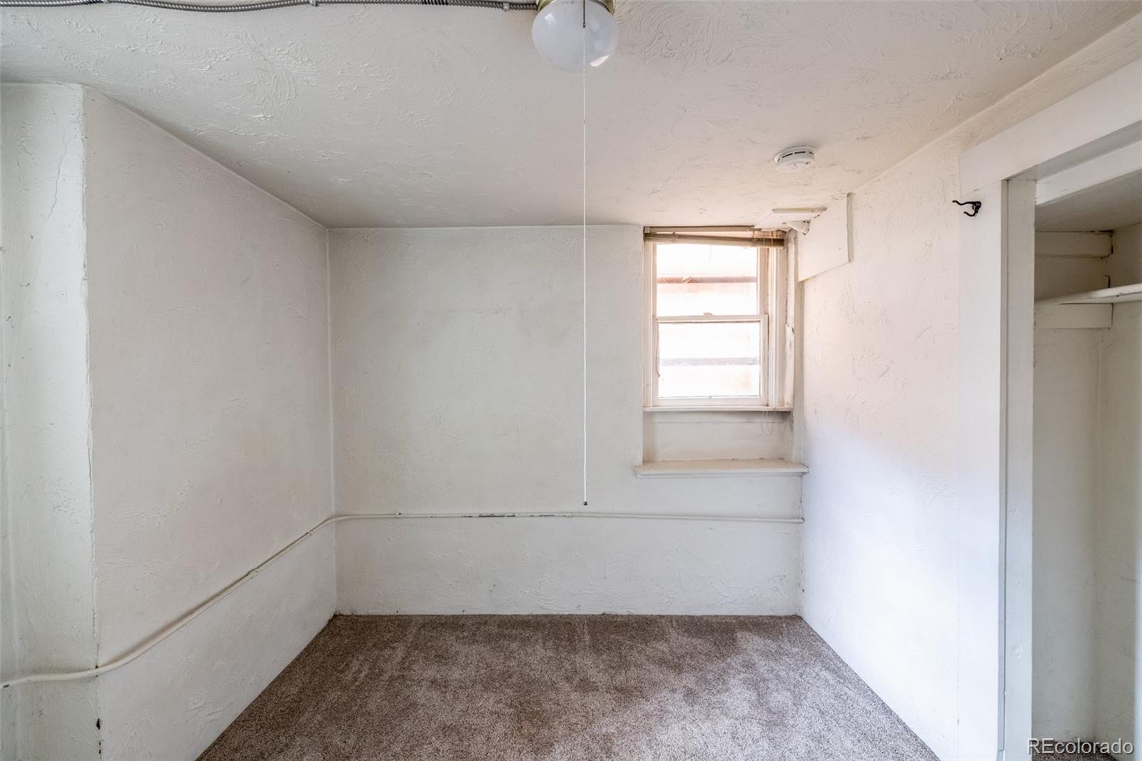 840 N Emerson Street Unit: 6