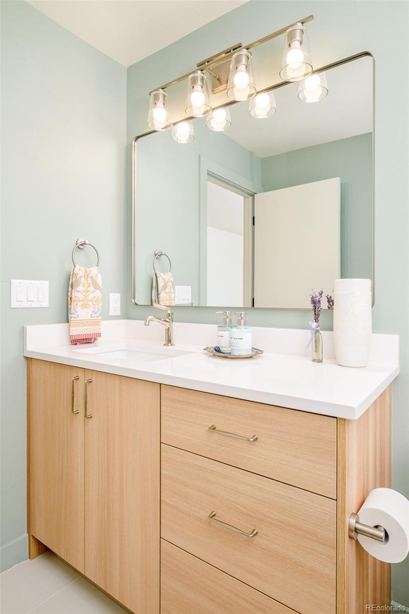 2162 S Grant Street Unit: 1