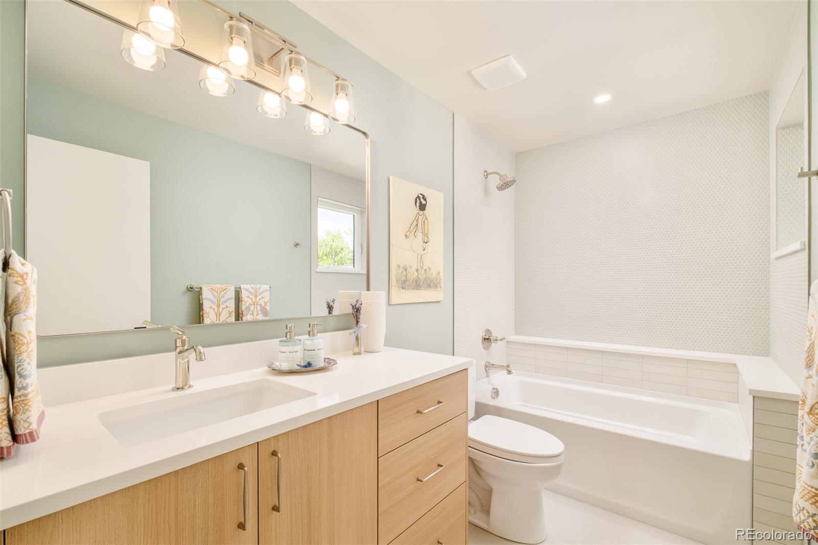 2162 S Grant Street Unit: 1