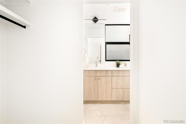 3433 Lawrence Street Unit: 2