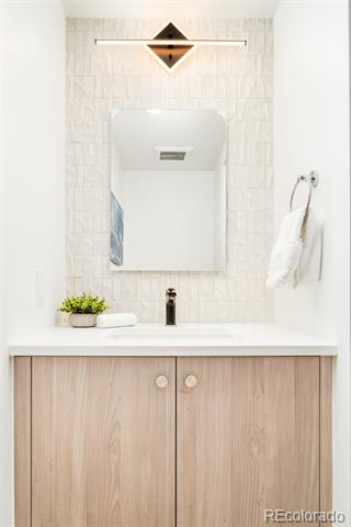 3433 Lawrence Street Unit: 2