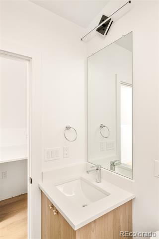 3433 Lawrence Street Unit: 2