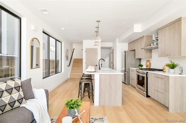 3433 Lawrence Street Unit: 2