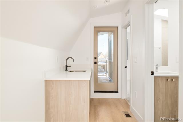 3433 Lawrence Street Unit: 2