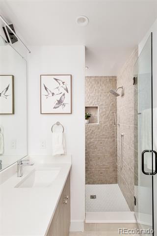 3433 Lawrence Street Unit: 2