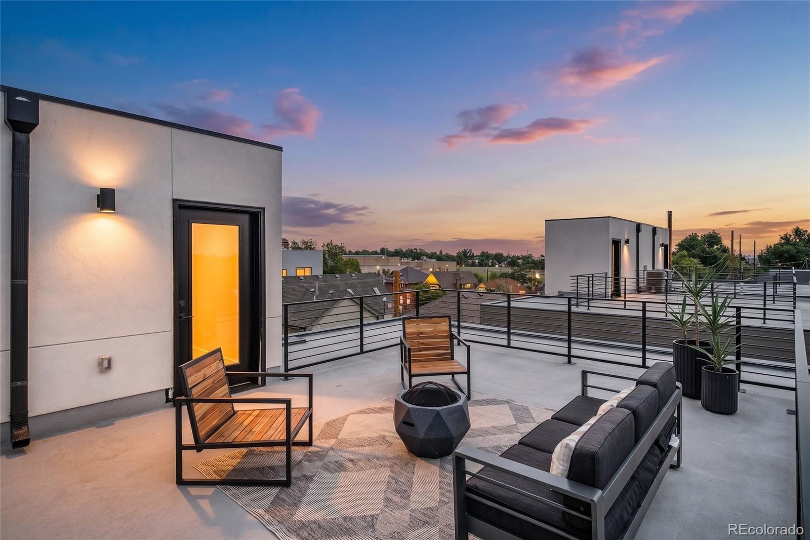 2827 Eliot - R Street Unit: 2